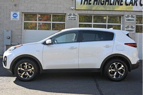 2022 Kia Sportage LX