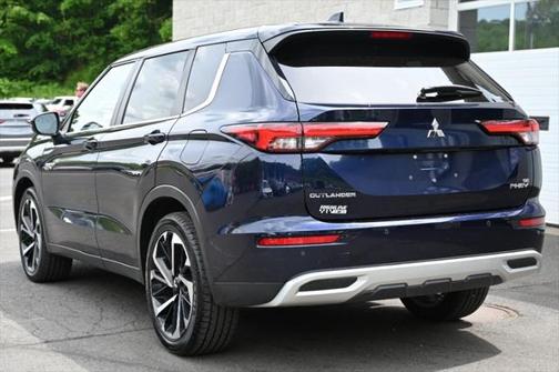 2023 Mitsubishi Outlander PHEV SE S-AWC