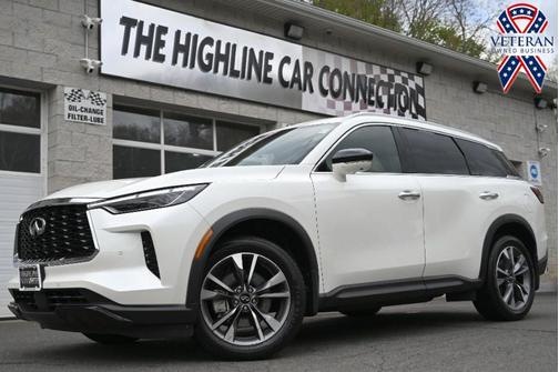 Majestic White 2023 INFINITI QX60 Luxe