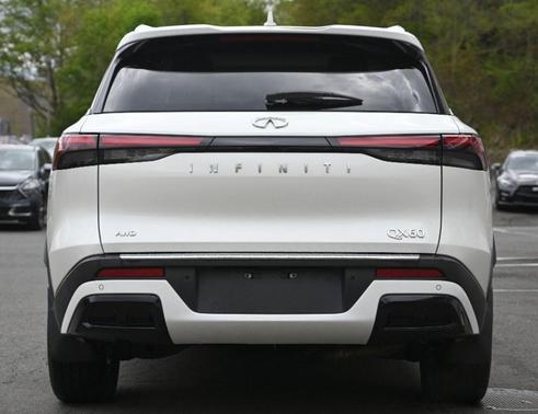 Majestic White 2023 INFINITI QX60 Luxe