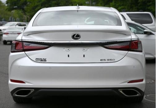 2022 Lexus ES 350 Base