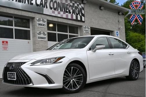 2022 Lexus ES 350 Base