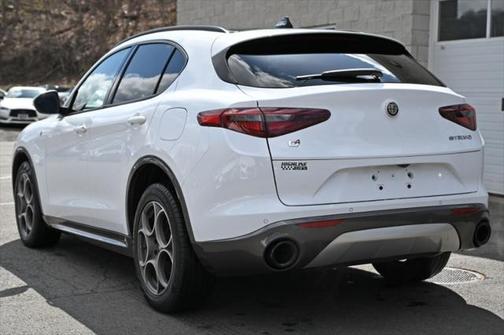 2022 Alfa Romeo Stelvio Ti