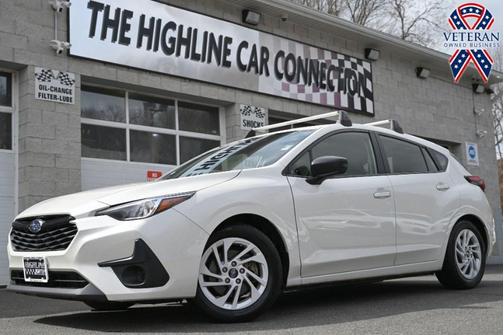 Crystal White Pearl 2024 Subaru Impreza Base