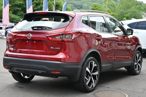 2021 Nissan Rogue Sport SL