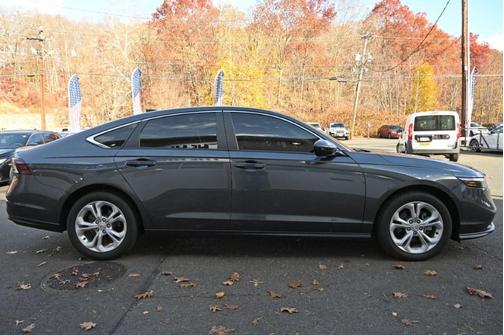 2024 Honda Accord LX 1.5T