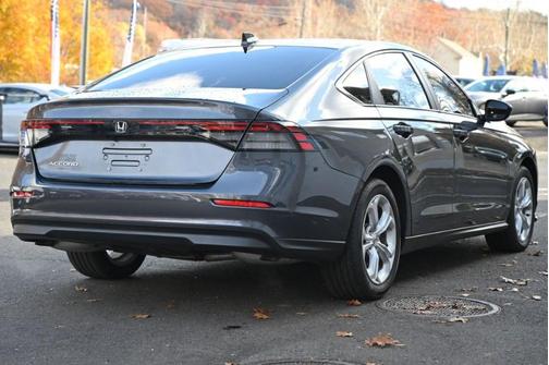 2024 Honda Accord LX 1.5T