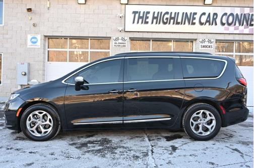 2023 Chrysler Pacifica Limited