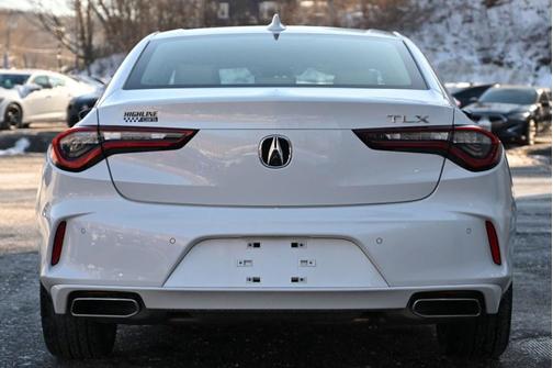 2025 Acura TLX Technology