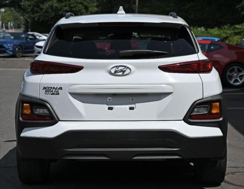 2021 Hyundai KONA SEL Plus