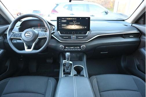 2025 Nissan Altima SV AWD