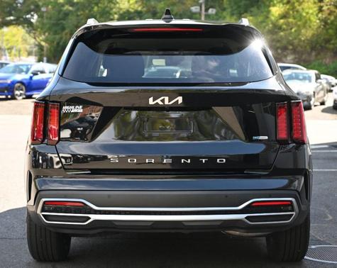 2022 Kia Sorento Hybrid S