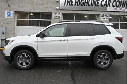 2022 Honda Passport AWD TrailSport