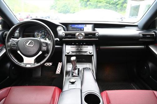 2018 Lexus IS 300 Base
