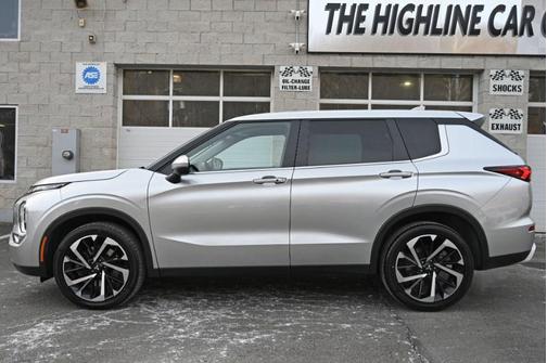 2023 Mitsubishi Outlander SE 2.5 2WD