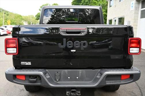2023 Jeep Gladiator Sport S
