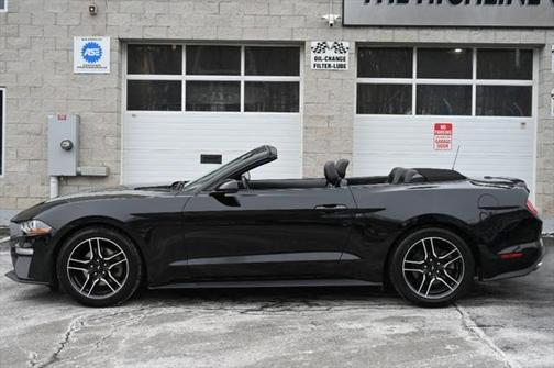2022 Ford Mustang EcoBoost Premium