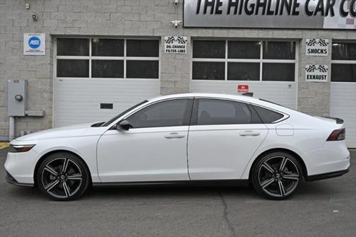 2023 Honda Accord Hybrid Base