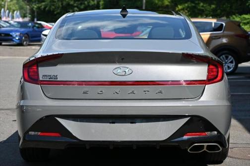 2022 Hyundai SONATA SEL