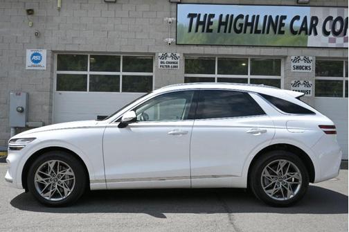 Uyuni White 2025 Genesis GV70 2.5T AWD