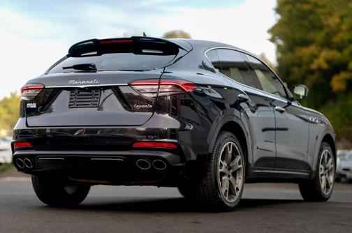 2023 Maserati Levante Modena