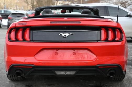 2022 Ford Mustang EcoBoost Premium