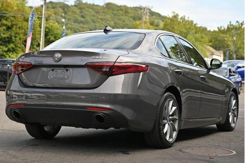 2018 Alfa Romeo Giulia Base