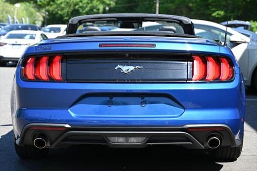 2022 Ford Mustang EcoBoost Premium
