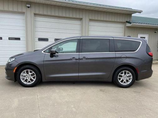Gray 2023 Chrysler Pacifica Touring-L