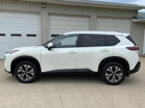 White 2023 Nissan Rogue SV