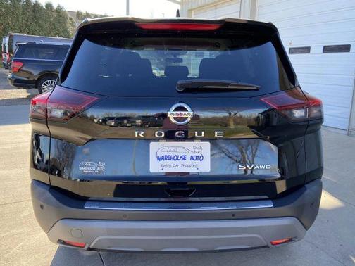 2021 Nissan Rogue SV