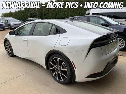 2025 Toyota Prius Plug-In Hybrid XSE Premium