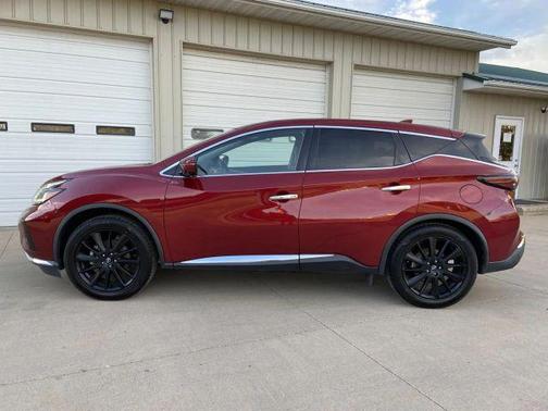 2023 Nissan Murano SL