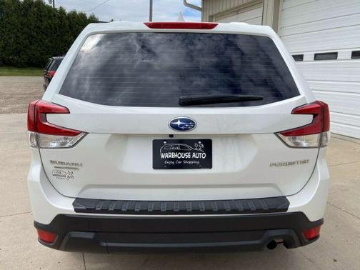 2023 Subaru Forester Base (CVT)