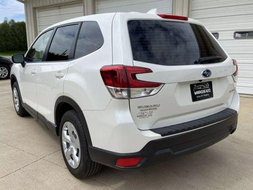 2023 Subaru Forester Base (CVT)