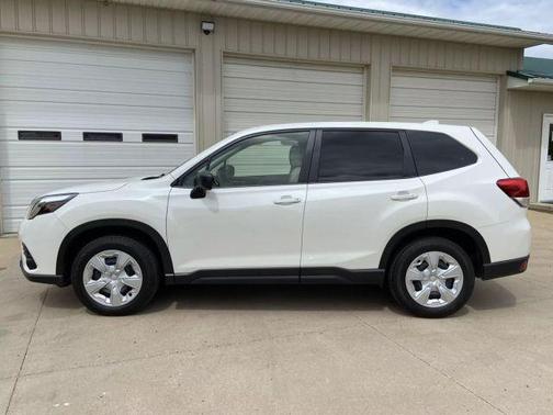 2023 Subaru Forester Base (CVT)
