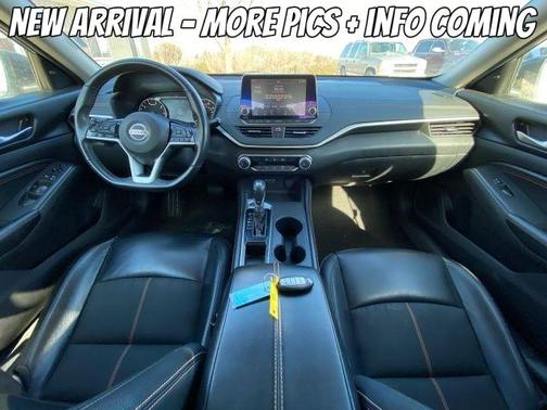 2021 Nissan Altima 2.5 SR