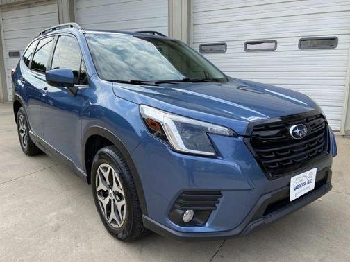 2022 Subaru Forester Premium