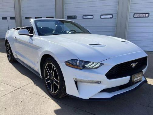 2022 Ford Mustang EcoBoost Premium