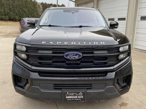 2025 Ford Expedition Max Active