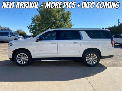2023 Chevrolet Suburban Premier