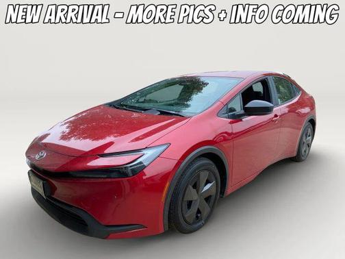 2024 Toyota Prius LE