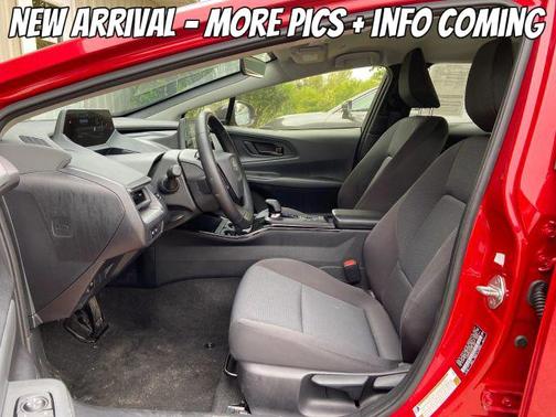 2024 Toyota Prius LE
