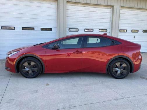 2024 Toyota Prius LE