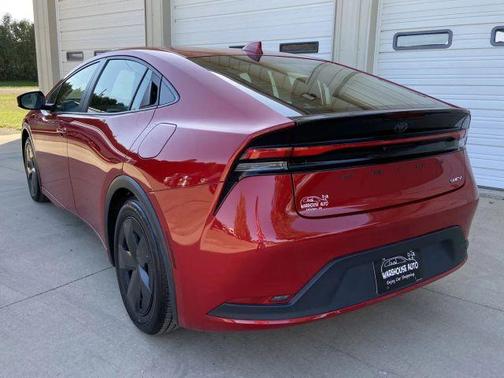 2024 Toyota Prius LE