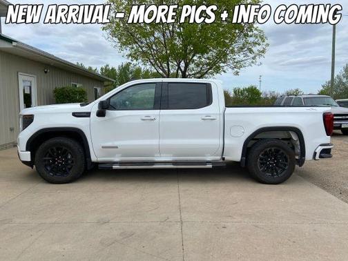 White 2022 GMC Sierra 1500 Elevation
