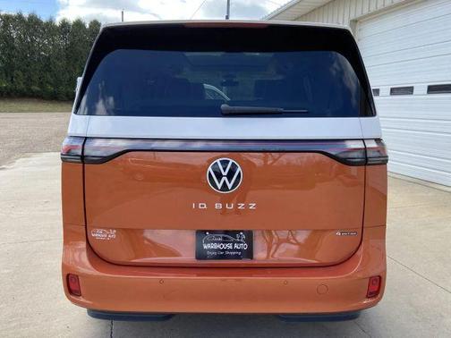 Energetic Orange W/White Upper 2025 Volkswagen ID. Buzz 1st Edition