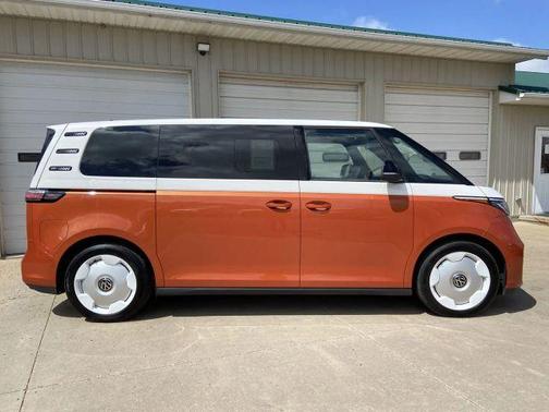 Energetic Orange W/White Upper 2025 Volkswagen ID. Buzz 1st Edition