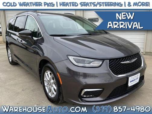2022 Chrysler Pacifica Touring-L