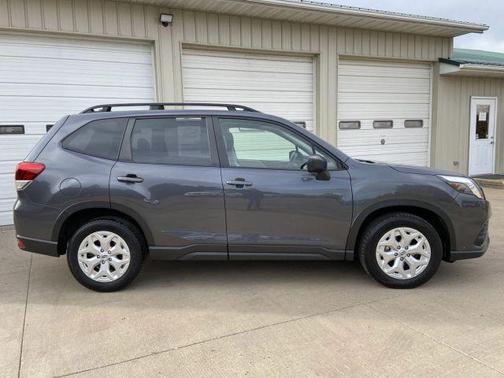 2022 Subaru Forester Base (CVT)